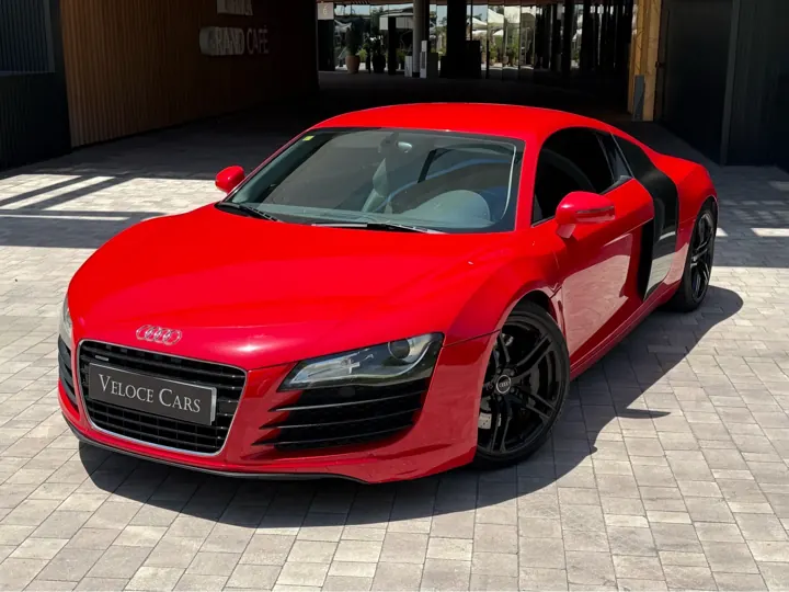 Audi R8