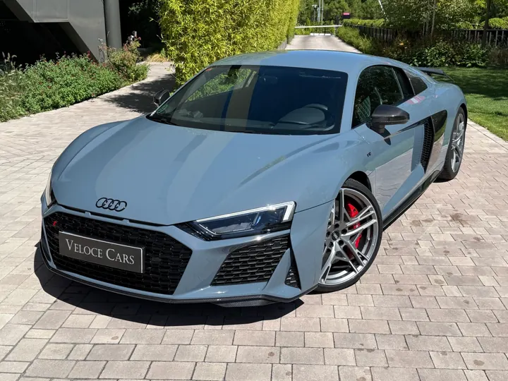 Audi R8